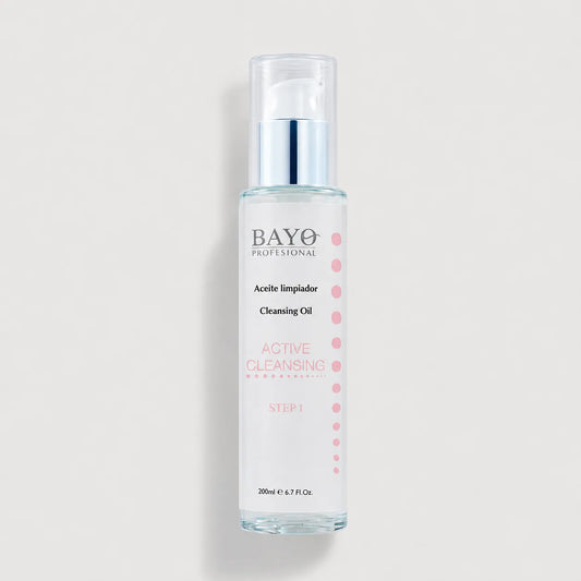 Aceite limpiador Bayo Profesional Active Cleansing Step 1 de 200 ml en envase con dosificador.