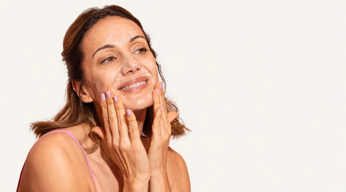 MASCARILLAS Y EXFOLIANTES FACIALES