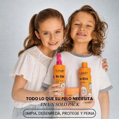 Niños con el pack Yunsey Be Kids para limpiar, desenredar, proteger y peinar el cabello infantil.