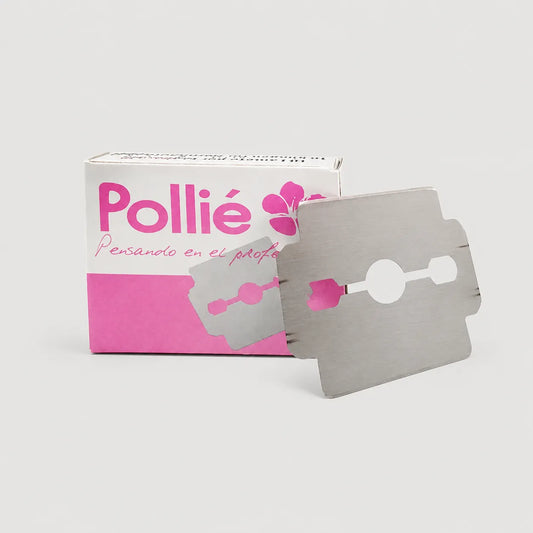 Hojas metálicas de recambio Pollié para cortacallos profesional junto a su caja.
