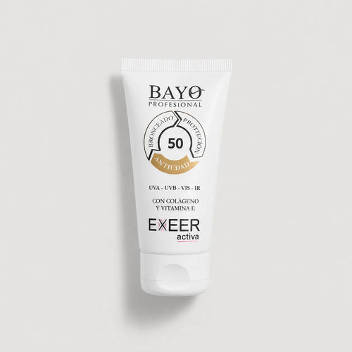 Protector solar bronceador SPF 50 Bayo Profesional Exeer Activa con acción antiedad, colágeno y vitamina E.