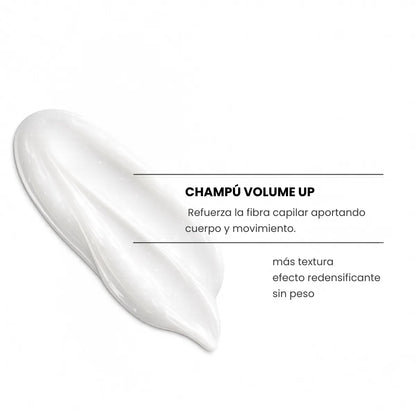 Textura del Champú Volumen Yunsey, champú que refuerza la fibra capilar y aporta cuerpo, movimiento y un efecto redensificante sin peso.